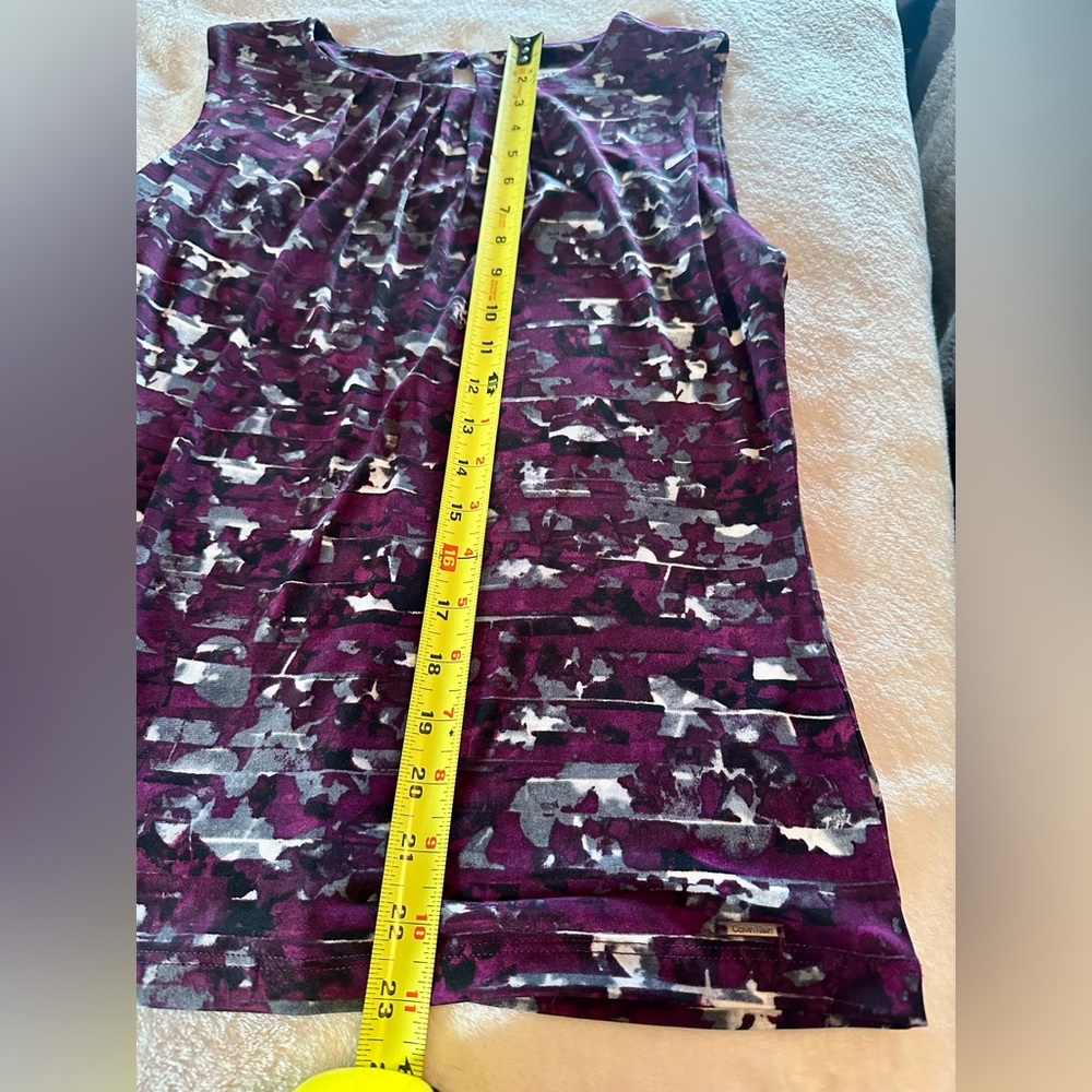 Calvin Klein Plum and Gray Abstract Print Sleeveless Blouse - Picture 8 of 9